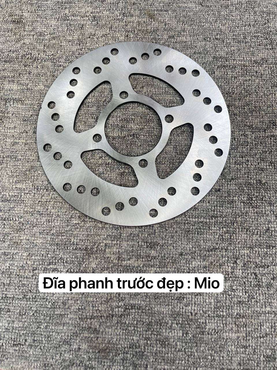 Đĩa phanh trước , sau